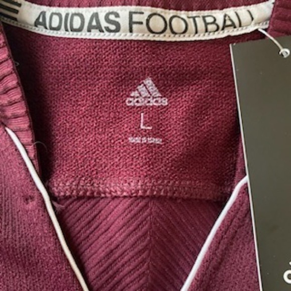 Adidas New Mens Size L PrimeKnit A1 Football V Neck Jersey Maroon and White Trim - Picture 5 of 8